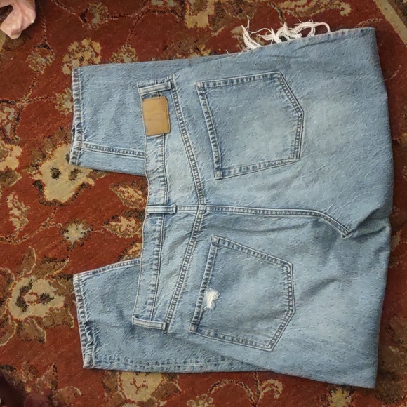 Cute Aeropostale Mom Jeans - Picture 9 of 10